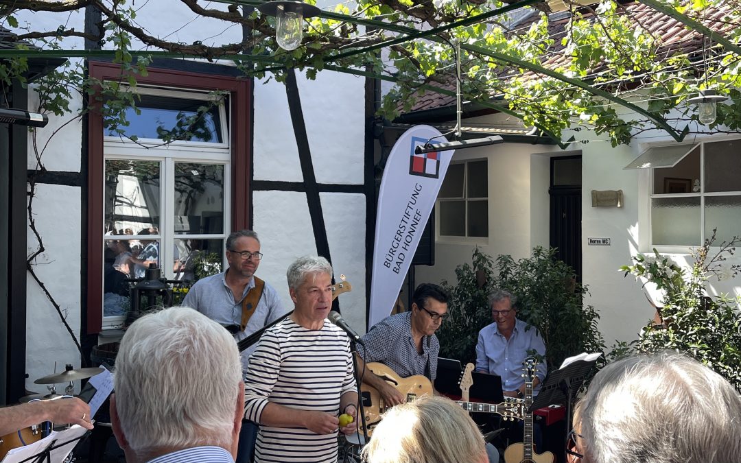 Erfolgreiche Premiere:  ‚Musikzeit‘ im Weinhaus Steinbach